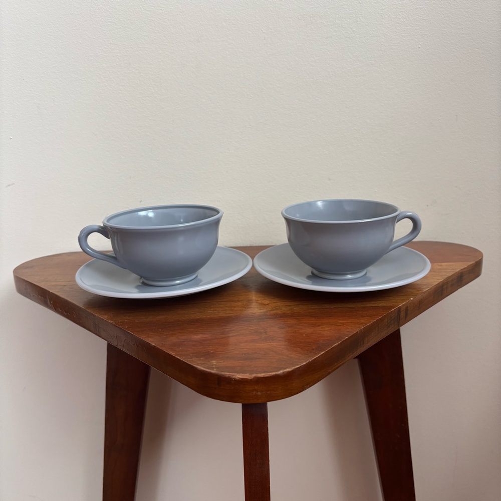 Hazel Atlas Ovide cups and saucers
